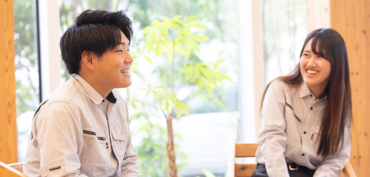 若手社員インタビューの写真