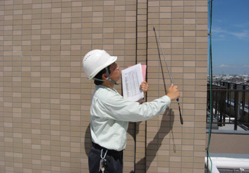 特殊建築物等定期調査風景1