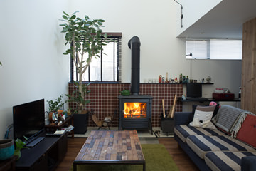 プロの設計者夫婦が「設計は第三者に」